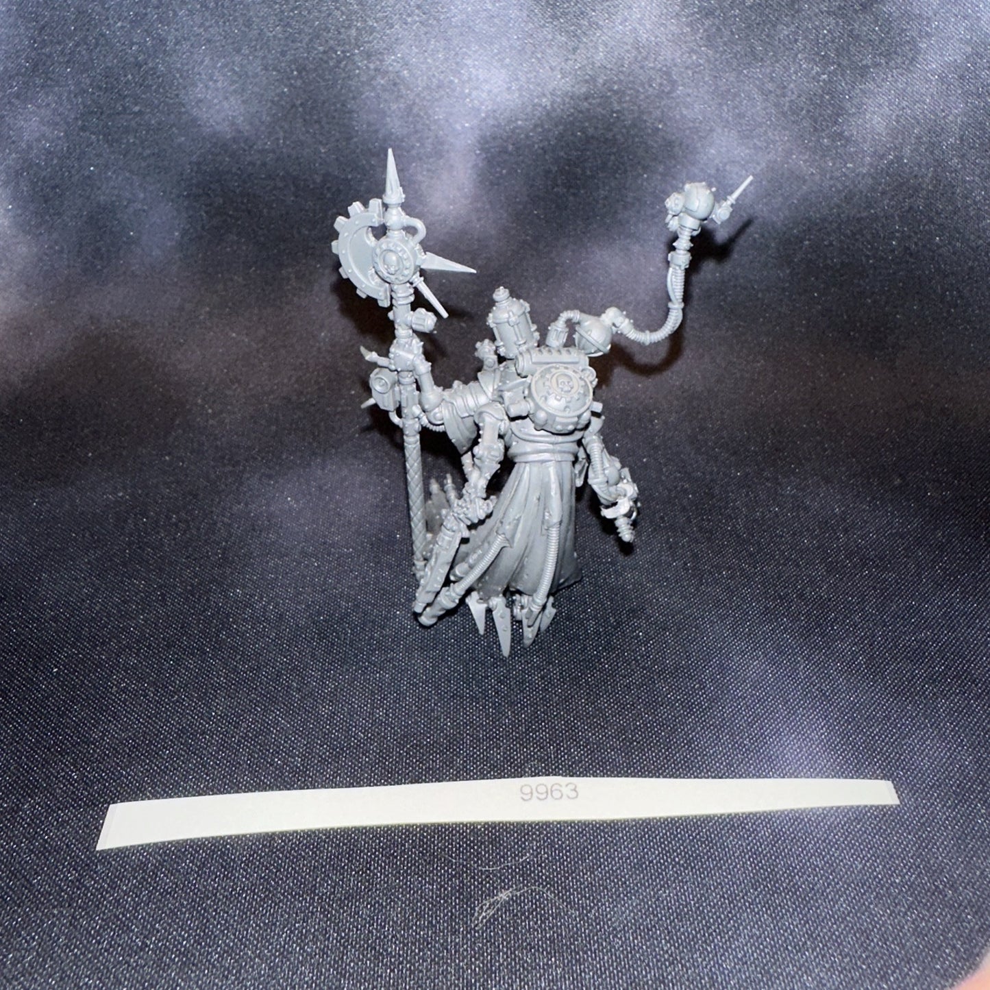 Warhammer 40k: Adeptus Mechanicus: Tech Priest Dominus Unpainted 9963