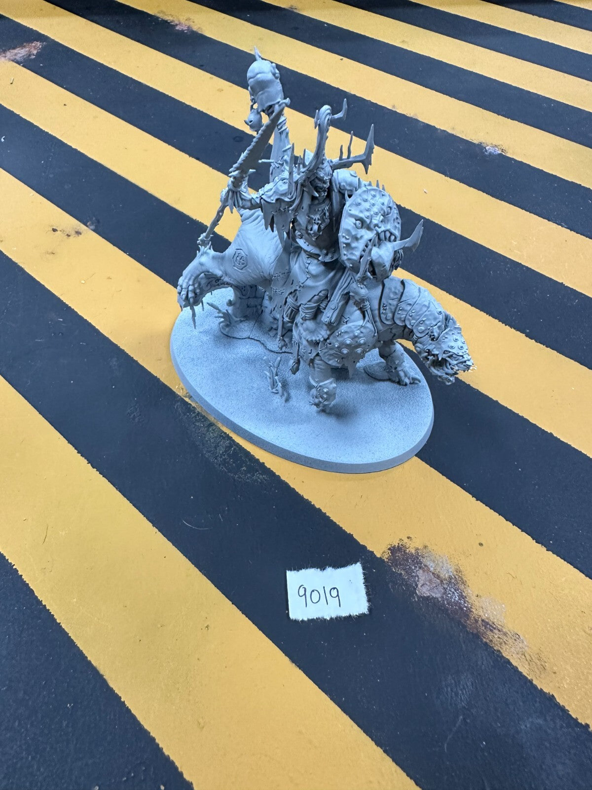 Killaboss on Great Gnashtoof - Kruleboyz - Age of Sigmar Primed 9019