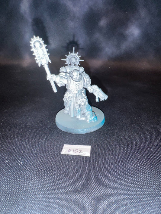 Games Workshop Warhammer 40,000 Space Marines: Primaris Chaplain Primed 2152
