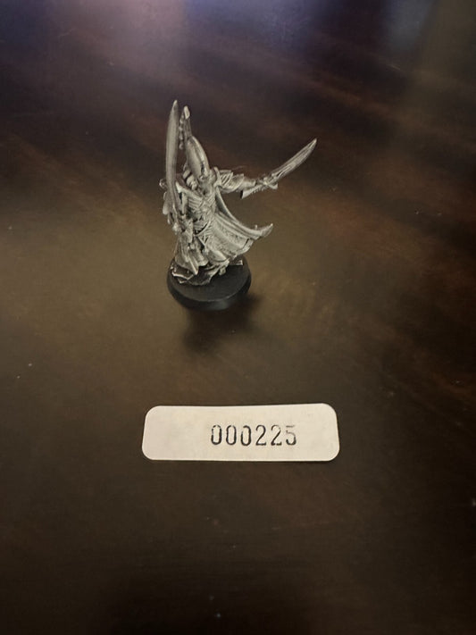 Warhammer 40k Aeldari Eldar Craftworlds Farseer Resin OOP 0225